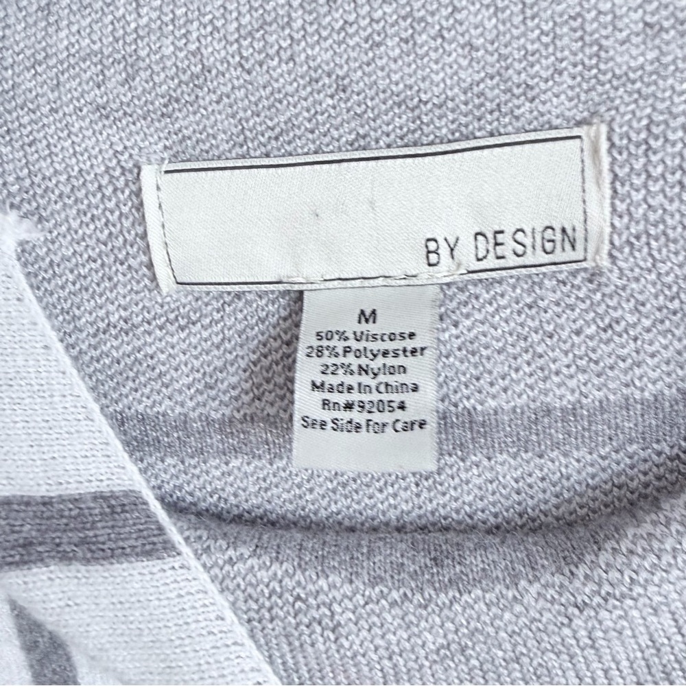By Design Women's White and Gray Grid Sweater high neck relaxed fit size M long - Picture 4 of 7